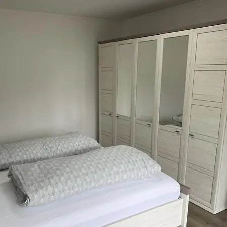 Feines Mit Balkon&terrasse In Ruhiger Gegend Apartment