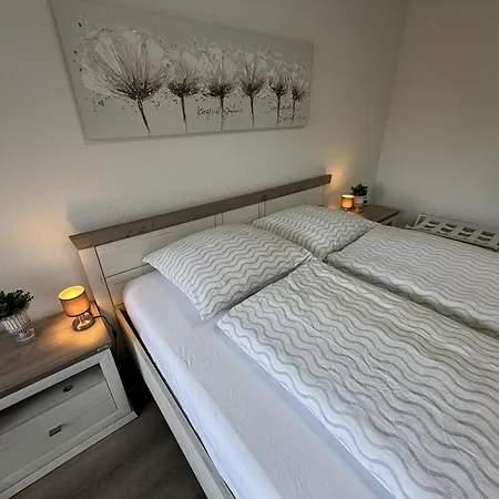 Feines Mit Balkon & Terrasse In Ruhiger Gegend *
