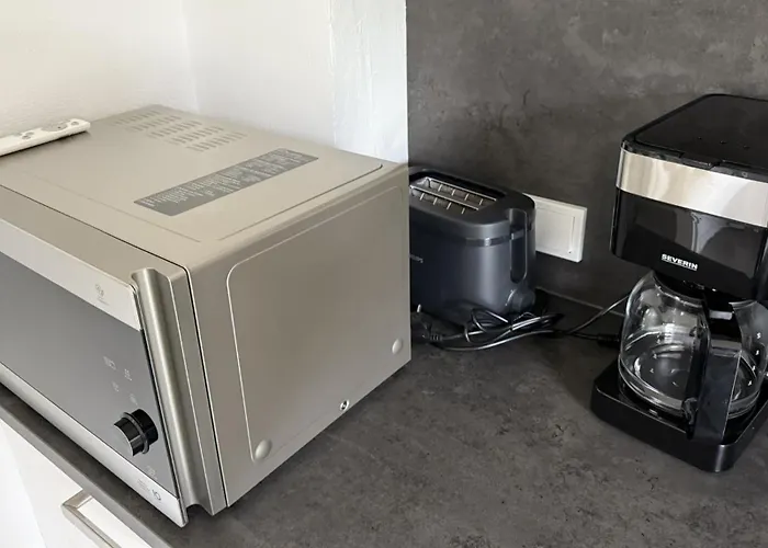 Feines Mit Balkon & Terrasse In Ruhiger Gegend Apartman