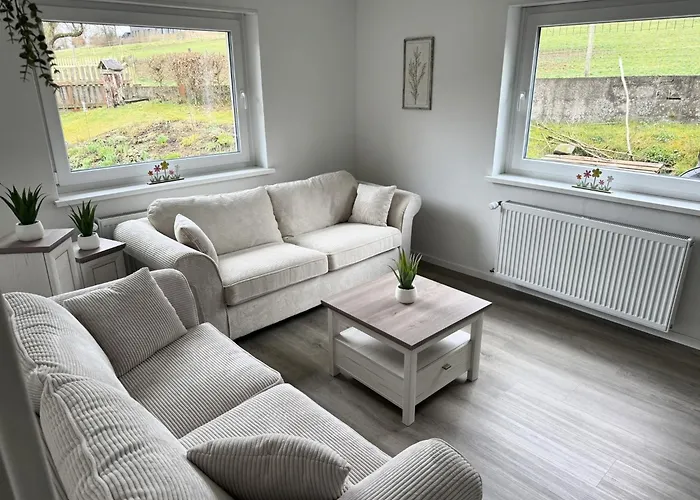 Apartman Feines Mit Balkon & Terrasse In Ruhiger Gegend Schlitz