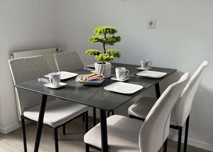 Feines Mit Balkon & Terrasse In Ruhiger Gegend Apartman Schlitz